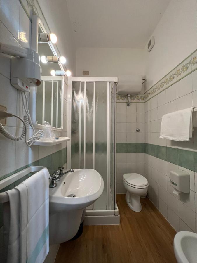 Hotel Villa Primavera Pisa Kültér fotó