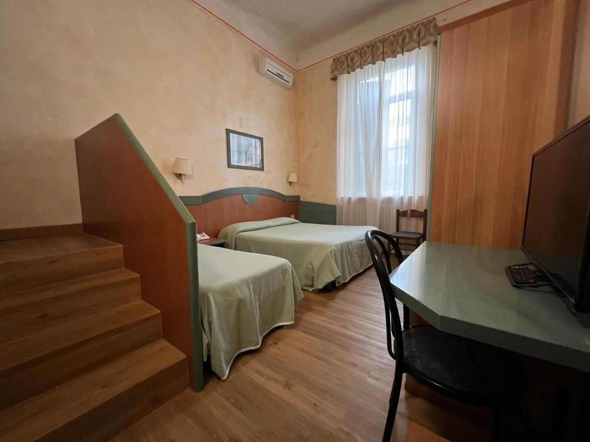 Hotel Villa Primavera Pisa Kültér fotó