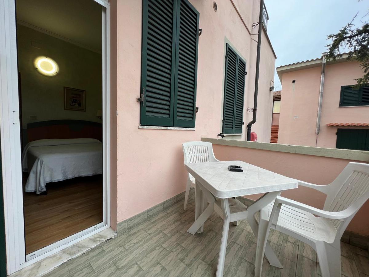 Hotel Villa Primavera Pisa Kültér fotó
