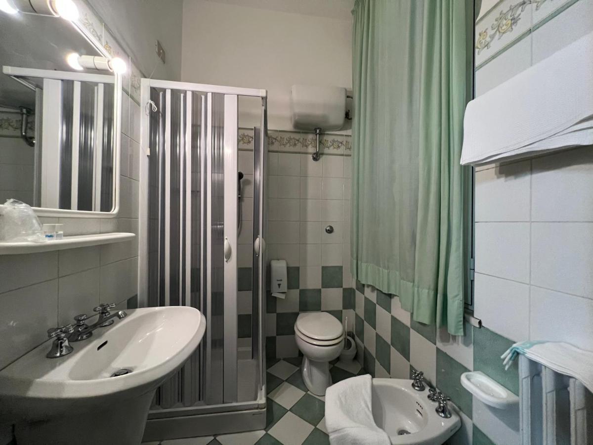 Hotel Villa Primavera Pisa Kültér fotó